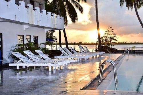 Treatooo Lake resort in Batticaloa, Sri Lanka