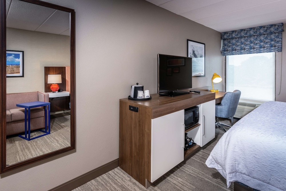 Hampton Inn Fall River Westport - photo 13