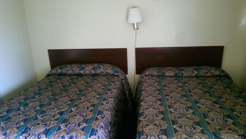 Deluxe Inn - carbon neutral hotel in Amarillo