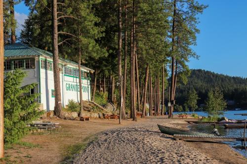Granite Point Resort - carbon neutral hotel in Unknown City