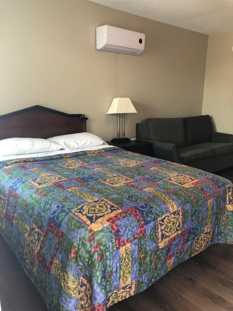 Avon Motel - photo 4