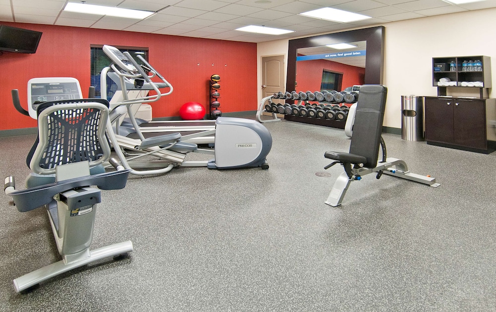 Hampton Inn Maumelle AR - photo 22