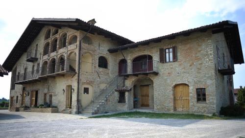 Casapecchenino — 4-Star Luxury Hotel in Dogliani, Italy