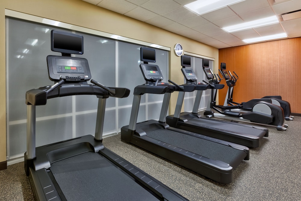 TownePlace Suites by Marriott Grand Rapids Airport Southeast - photo 18