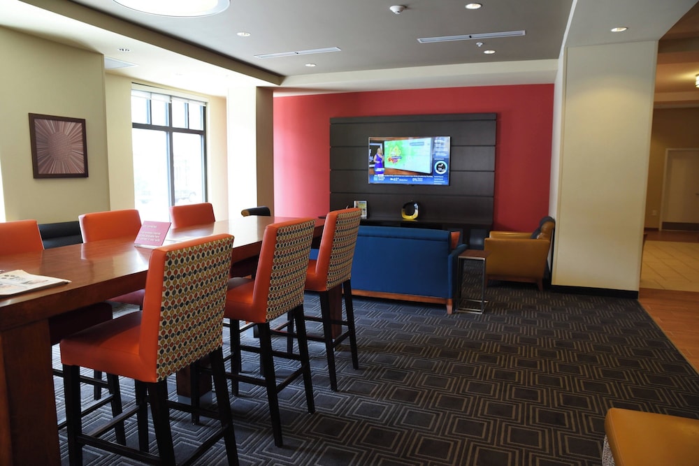 TownePlace Suites Lawrence Downtown - photo 21