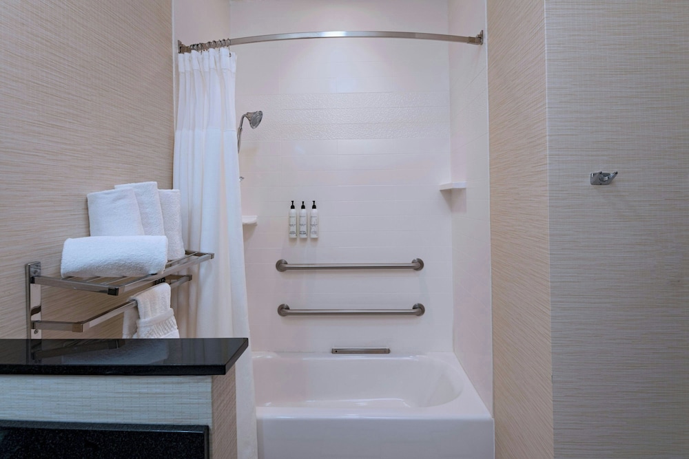 Fairfield Inn & Suites Fredericksburg - photo 26