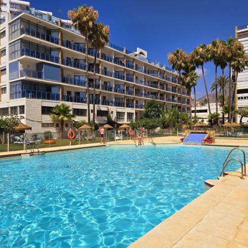 Estudio Alay Puerto Marina Benalmadena - carbon neutral hotel in Benalmadena