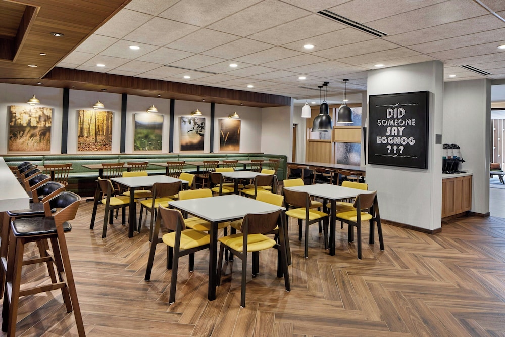 Fairfield by Marriott Inn & Suites Cornelia - photo 27