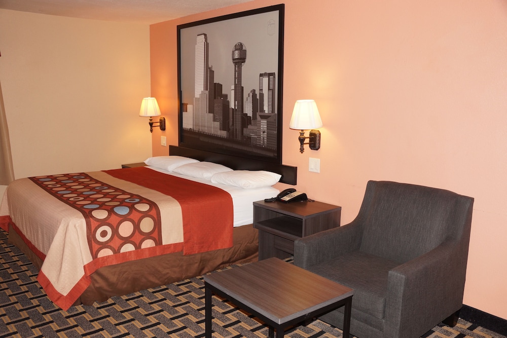 Super 8 by Wyndham Farmers Branch North Dallas - photo 8