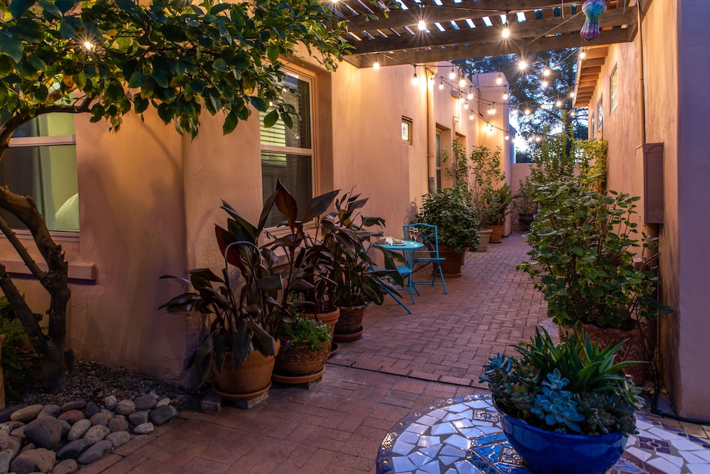 Adobe Rose Inn B&B - photo 23