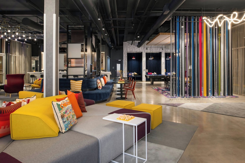 Aloft Sacramento Airport Natomas - photo 5