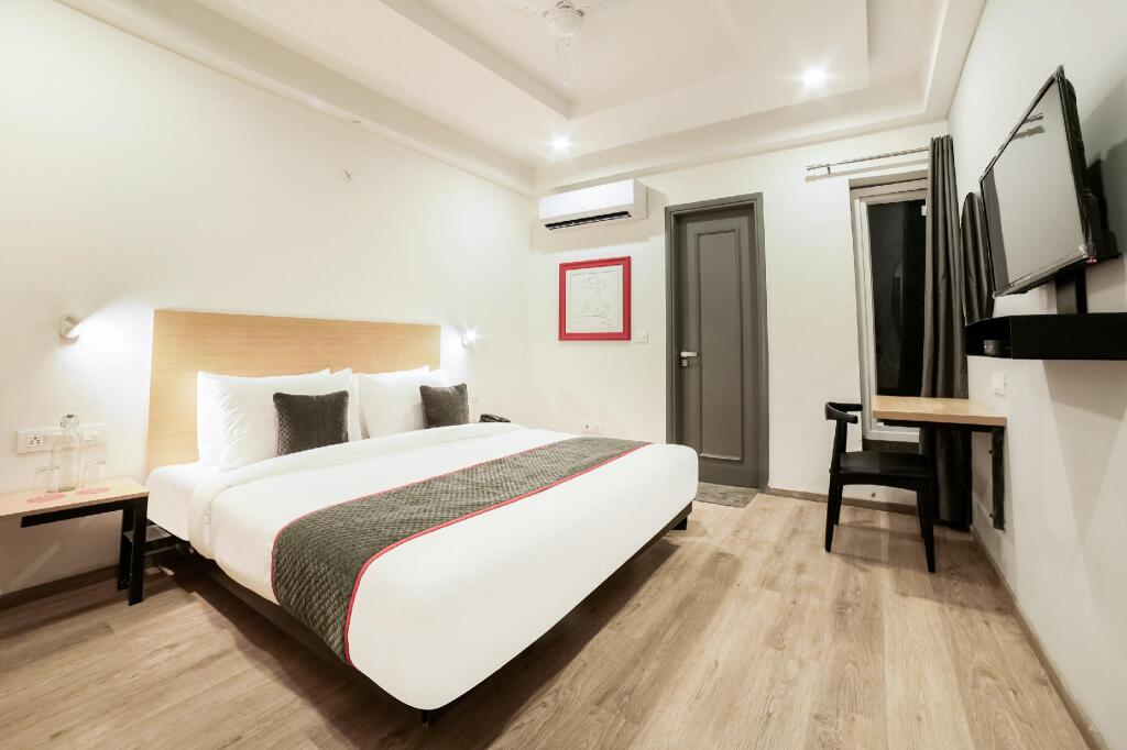 OYO Townhouse 203 Sector 57