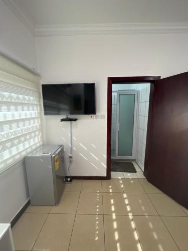 Premium — Accra — photo 2