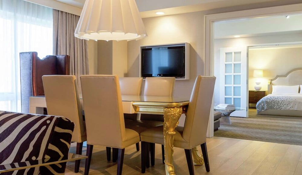 Hilton Charlotte Airport - photo 30
