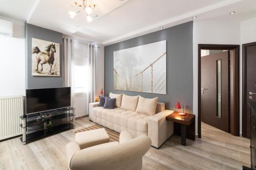 F & B Collection Flat for 4 — 4-Star Luxury Hotel in Thessaloniki, Greece