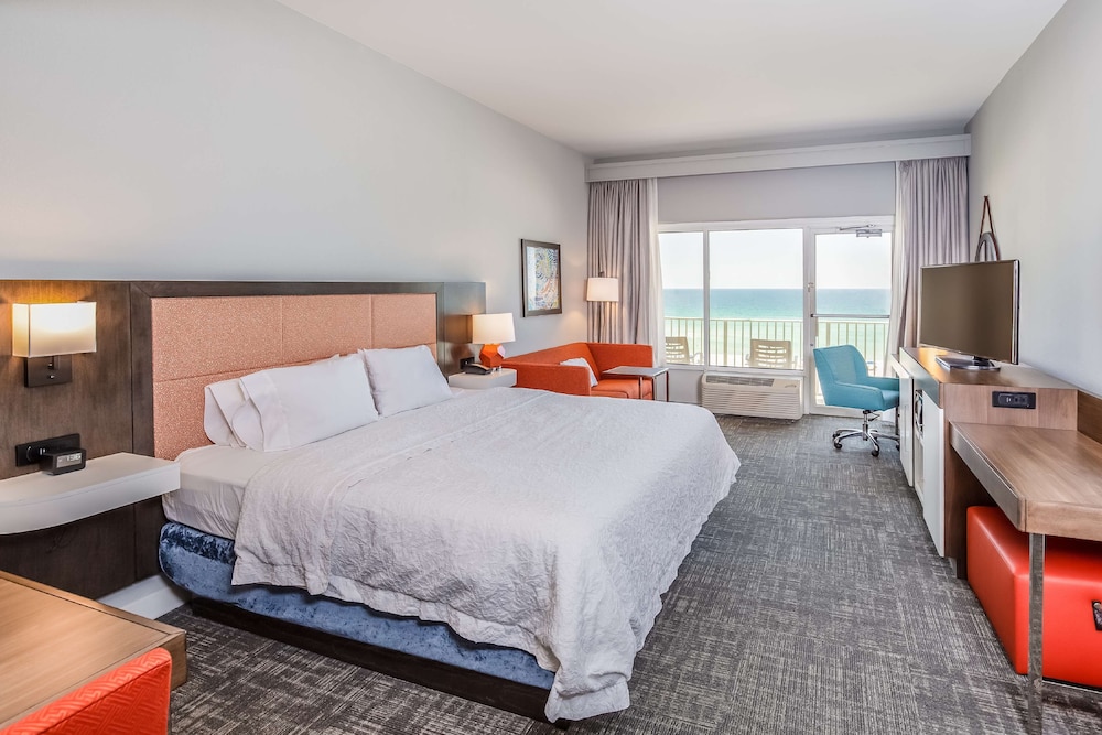 Hampton Inn Pensacola Beach - photo 17