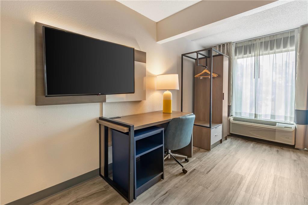 Comfort Inn & Suites Cookeville - photo 35
