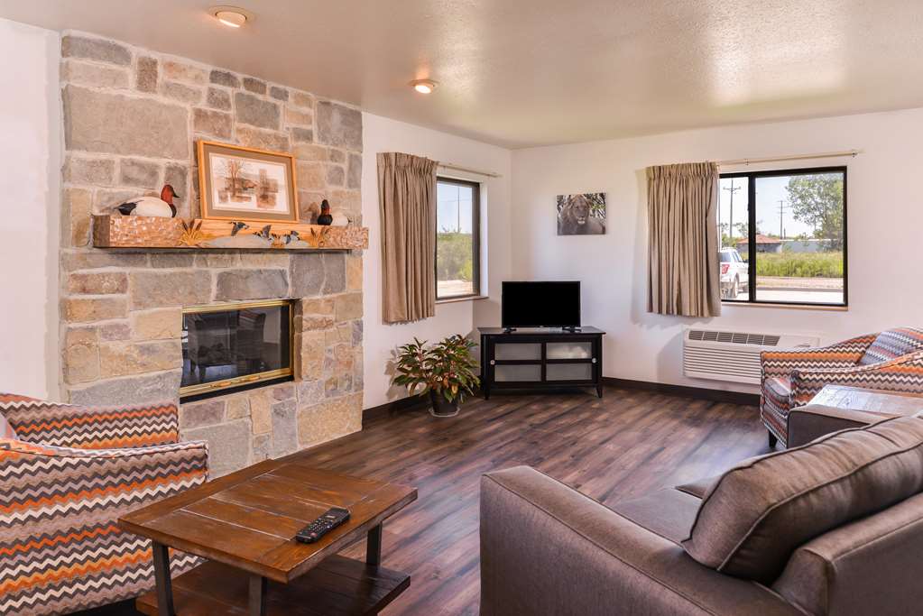 Americas Best Value Inn Missouri Valley - photo 5