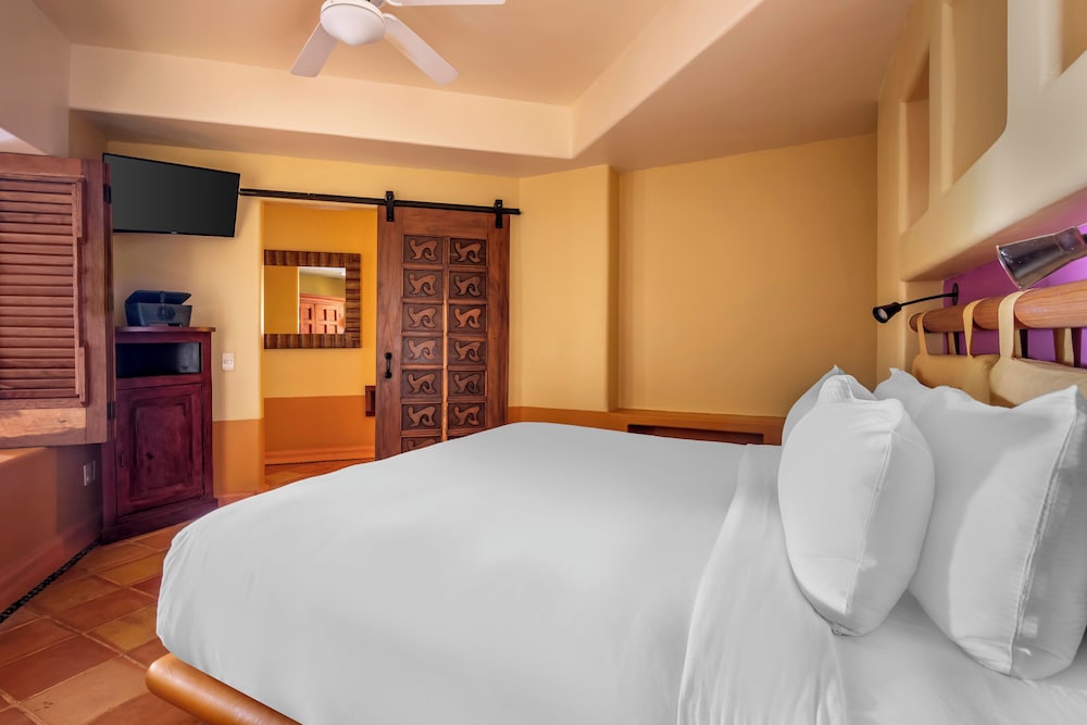 Hilton Grand Vacations Club Zihuatanejo