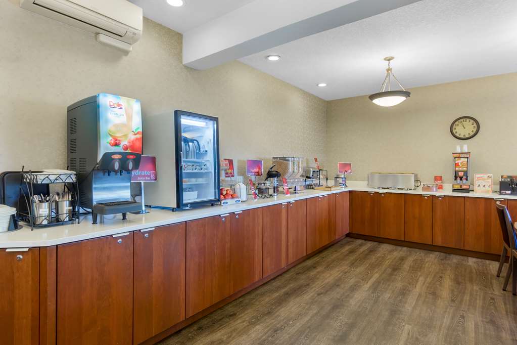 Best Western Plus Park Place Inn & Suites - photo 28