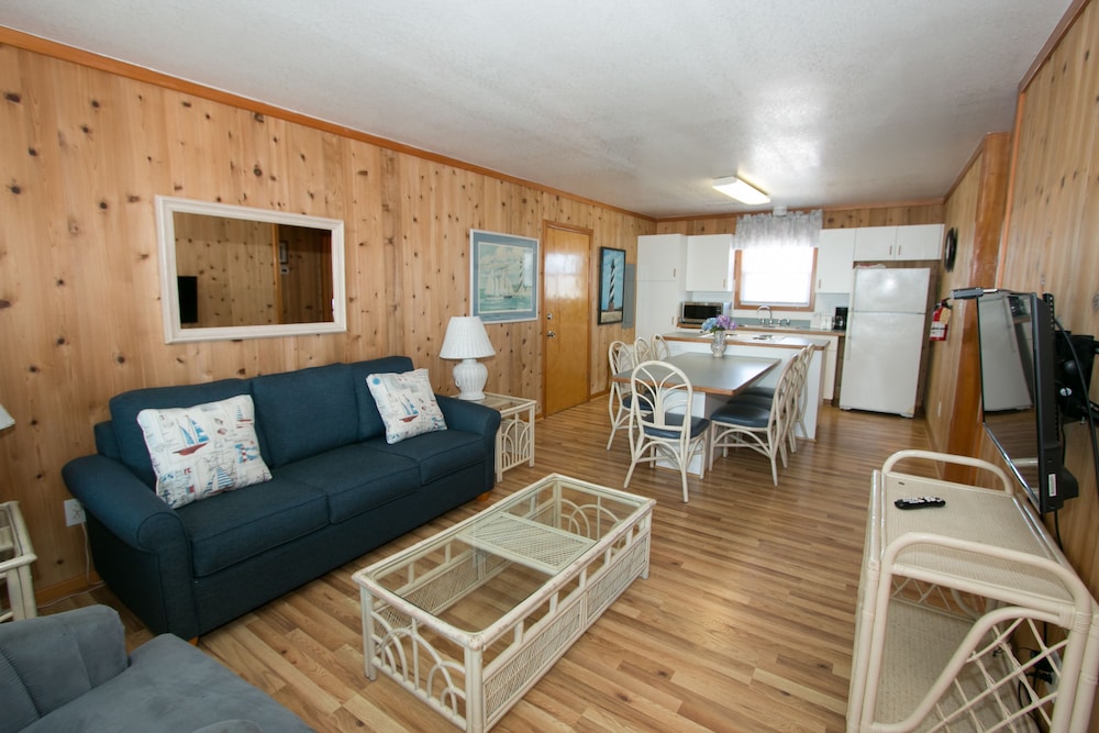 Outer Banks Motel - photo 117