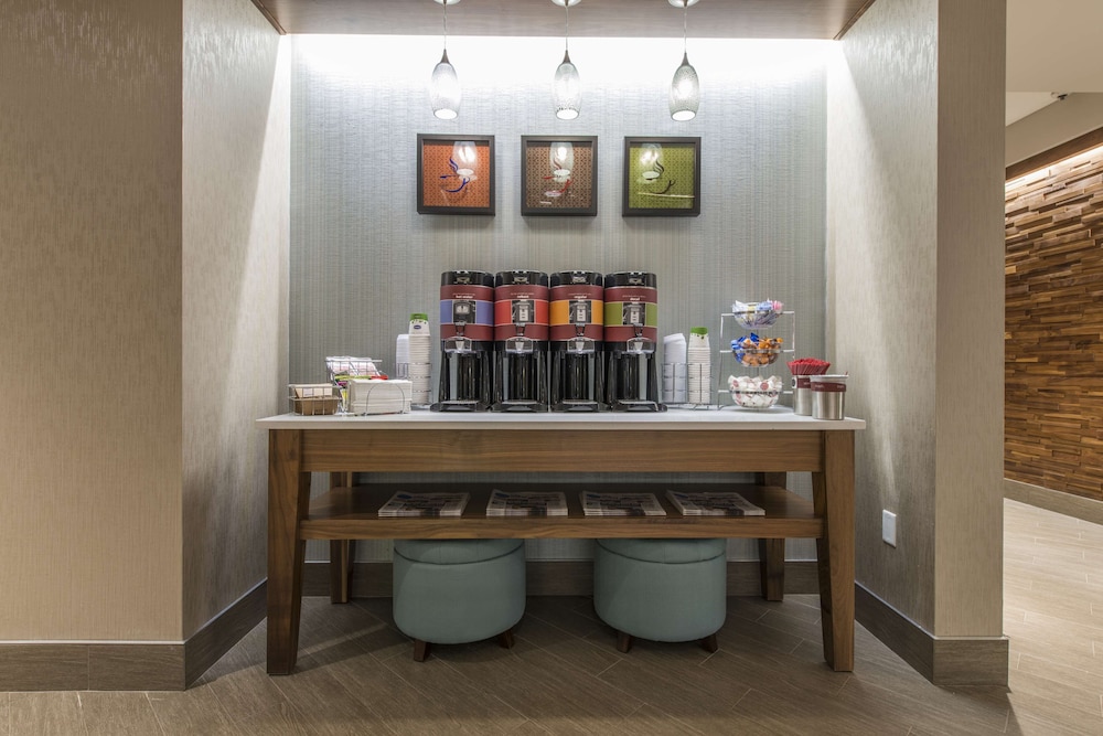 Hampton Inn Greenville I 385 Haywood Mall - photo 18