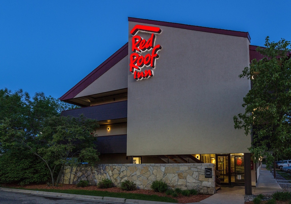 Red Roof Inn Minneapolis Plymouth - featured photo