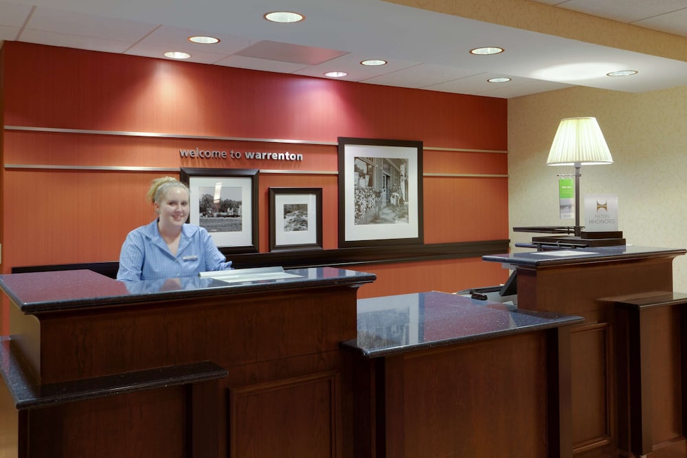 Hampton Inn Warrenton - featured photo