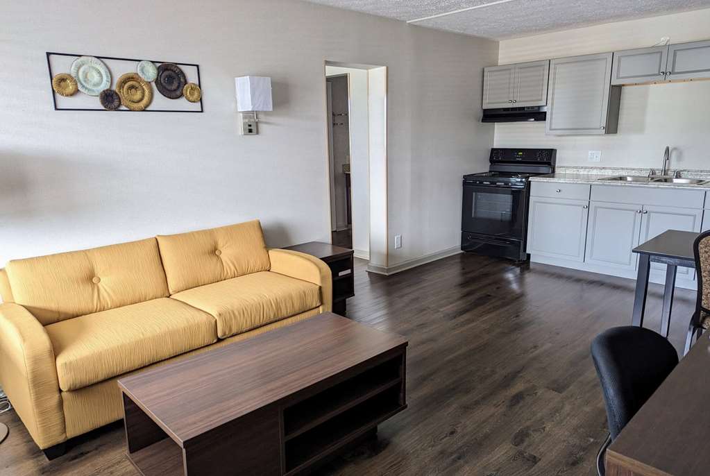 Super 8 by Wyndham Wytheville - photo 15