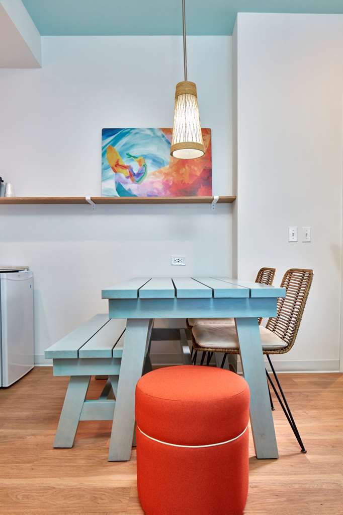 Universal's Endless Summer Resort Surfside Inn and Suites - photo 22