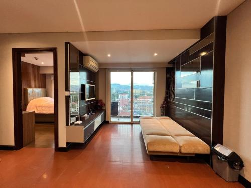 2BR Apt El Royale Hotel Braga City Center — Bandung — photo 4