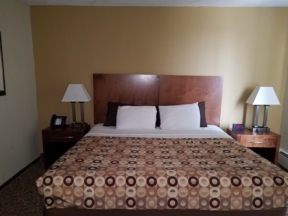 Red Carpet Inn Rochester - photo 10