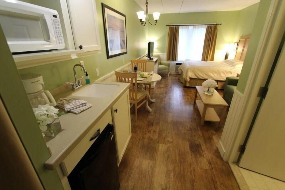 Holly Tree Resort - photo 14