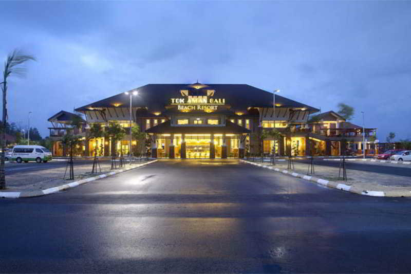 Tok Aman Bali Beach Resort in Kota Bharu, Malaysia