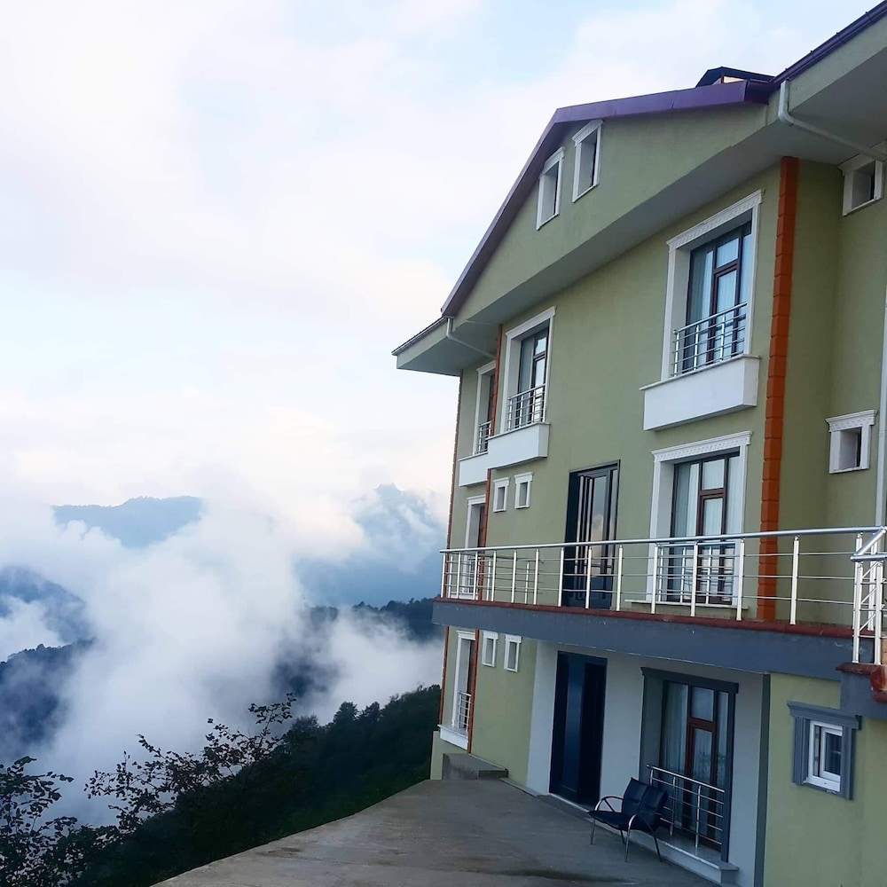Greenlife Hotel — Yomra — photo 4