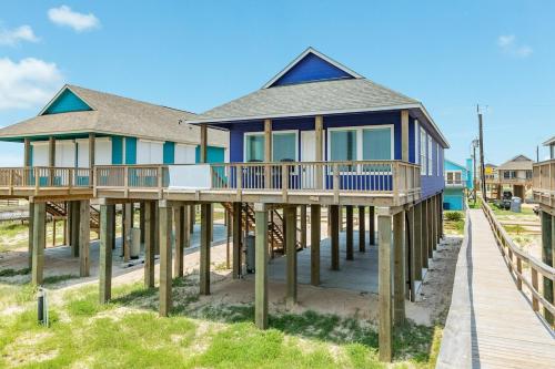 Morning Glory Beachfront Pet & Family Friendly in Freeport, United States