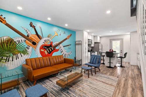 Cool Vibes Music Capital SoCo Townhome