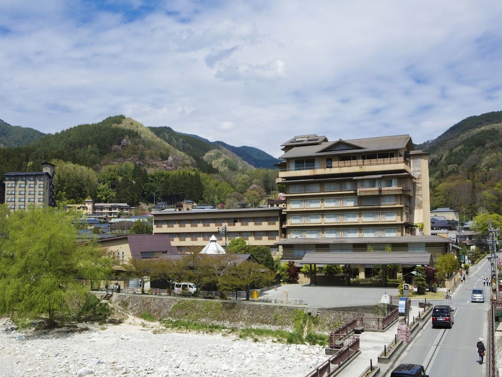 Hirugami Grand Hotel Tenshin in Nagano, Japan