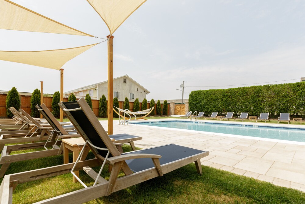 Ocean Resort Inn - photo 44