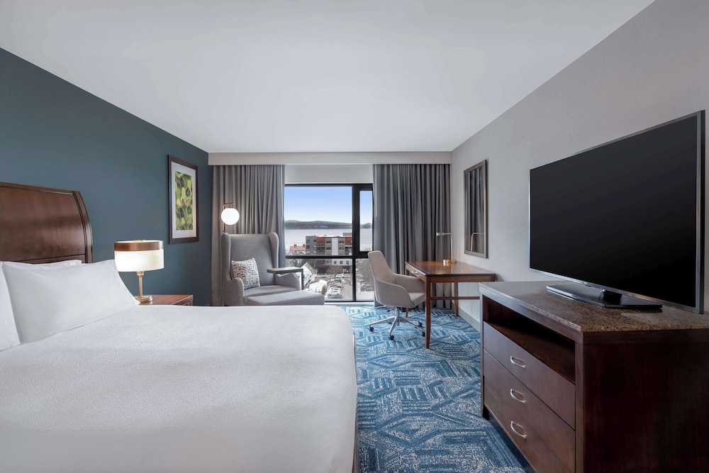 Hilton Garden Inn Burlington Downtown - photo 33