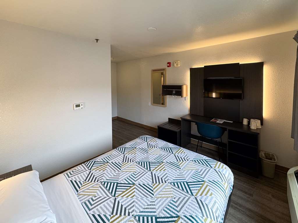 Motel 6 Glenview IL Chicago North - photo 29