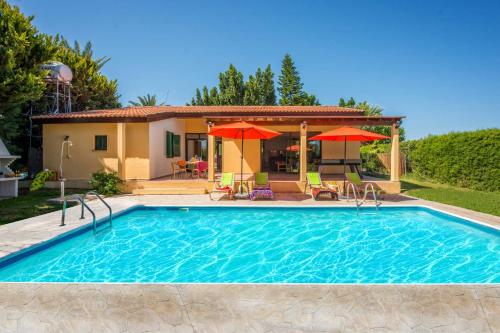 Villa Rosie by Villa Plus
