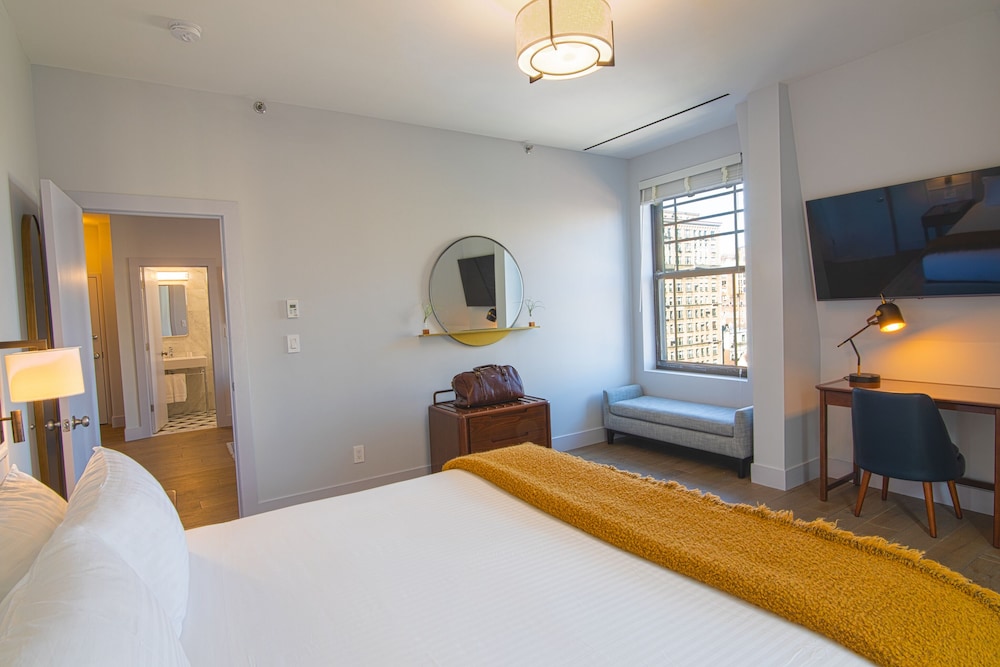 Hotel Belleclaire - photo 21
