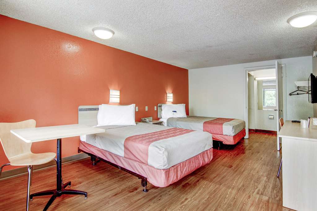 Motel 6 Union City GA Atlanta Airport - photo 22