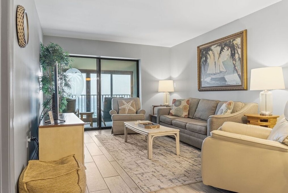 Gulf Tower 8b 2 Bedroom Condo by RedAwning - photo 13