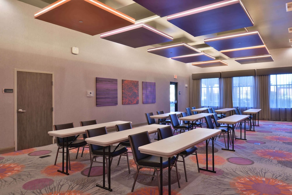 Homewood Suites by Hilton Trophy Club Southlake - photo 45