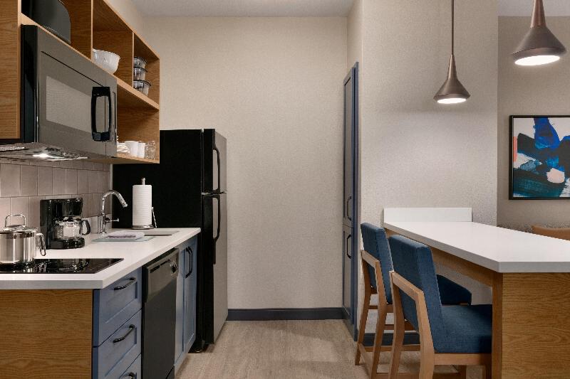 Candlewood Suites Springfield North - photo 25