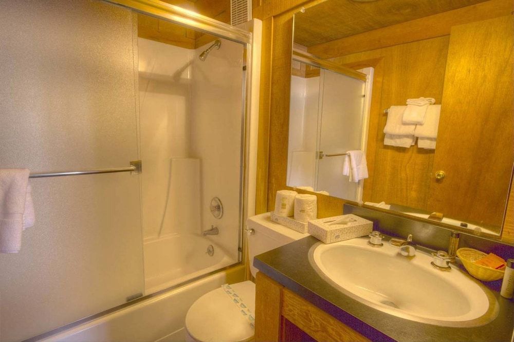 Lake Village Resort 3 Bedroom Townhouse by RedAwning - photo 26