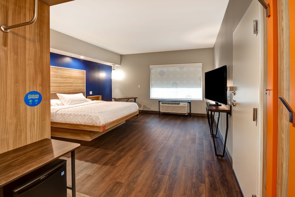 Tru By Hilton Syracuse Camillus - photo 8