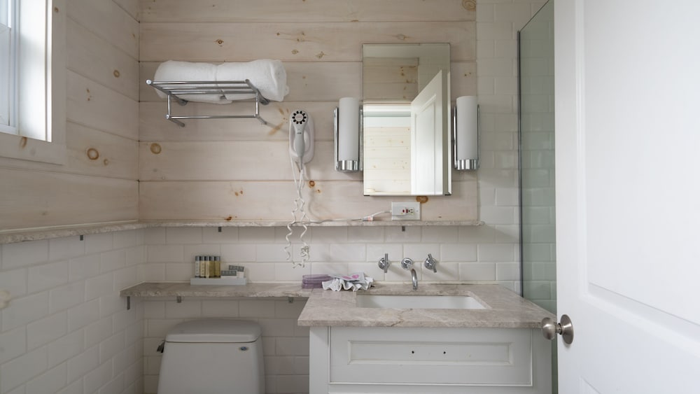 Driftwood Resort - photo 261